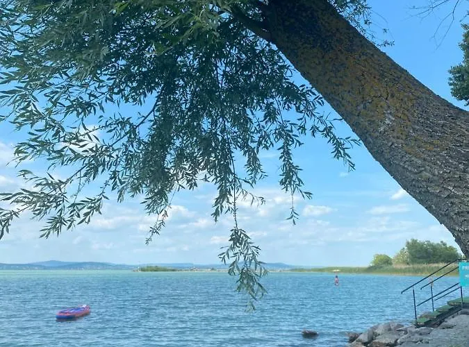 Málna Juventus Apartamento Balatonföldvár